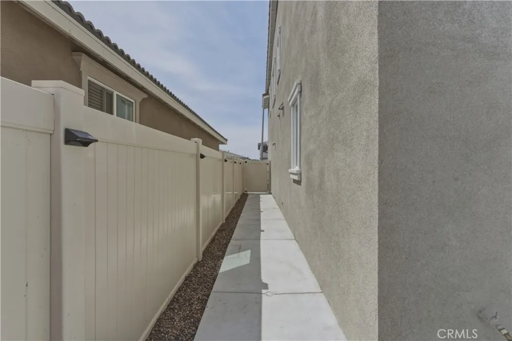 1726 Plume San Jacinto, CA 92583