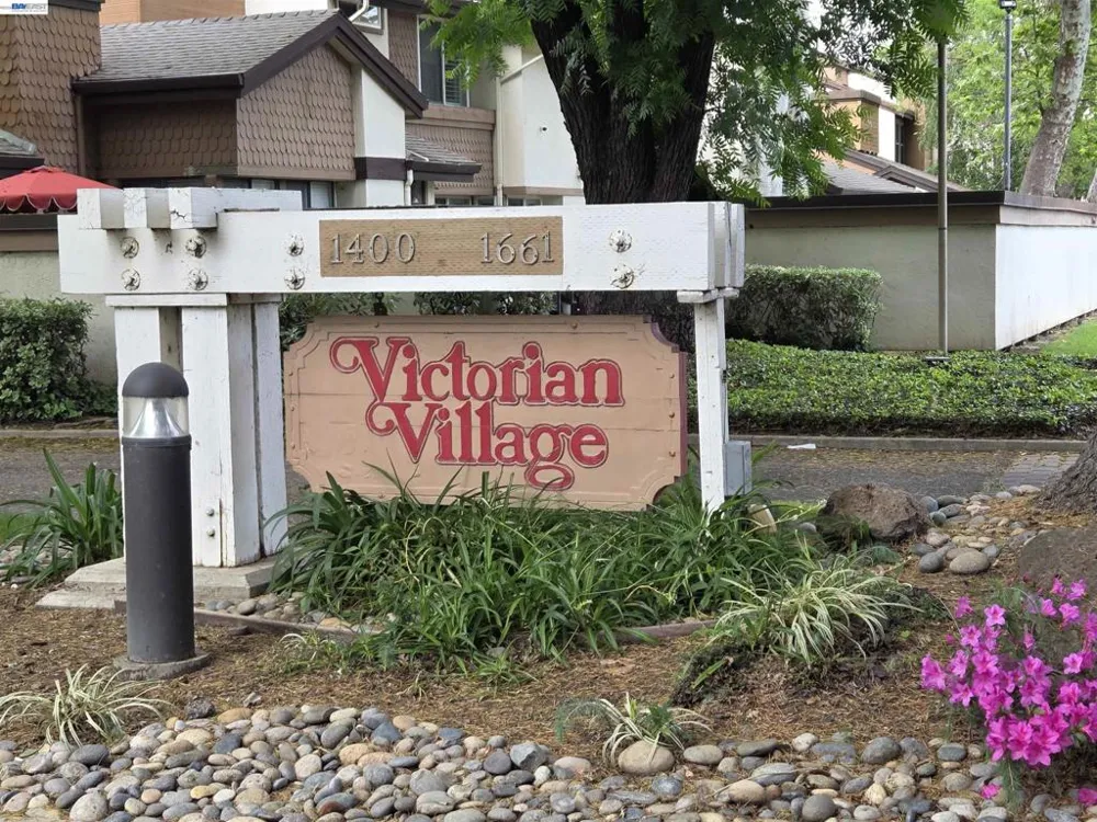 1609 W Swain Rd Stockton, CA 95207