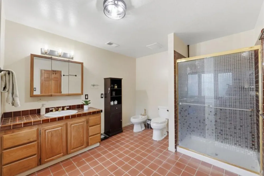18453 Las Cumbres Road Los Gatos, CA 95033