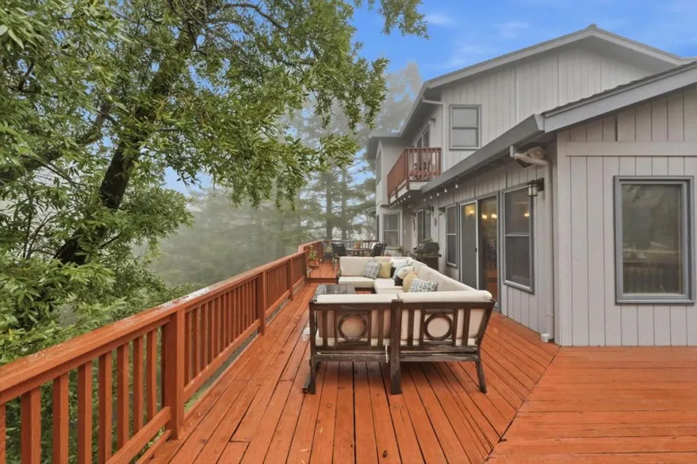 18453 Las Cumbres Road Los Gatos, CA 95033