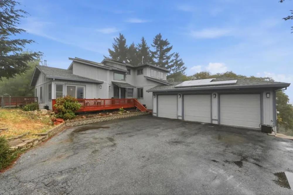 18453 Las Cumbres Road Los Gatos, CA 95033