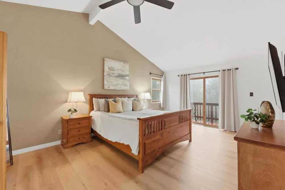 18453 Las Cumbres Road Los Gatos, CA 95033