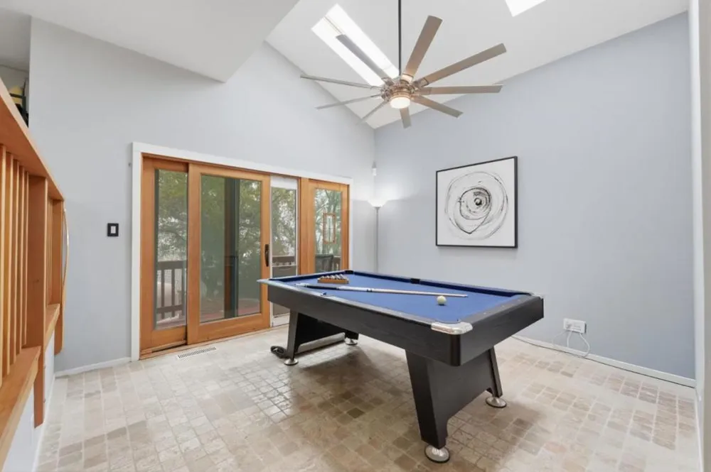 18453 Las Cumbres Road Los Gatos, CA 95033