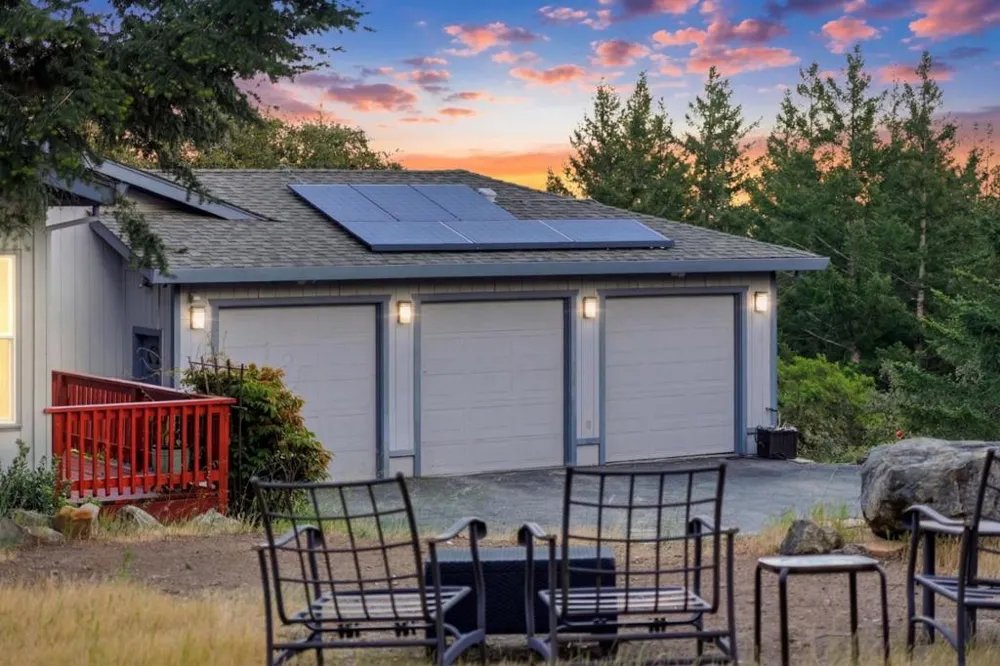 18453 Las Cumbres Road Los Gatos, CA 95033