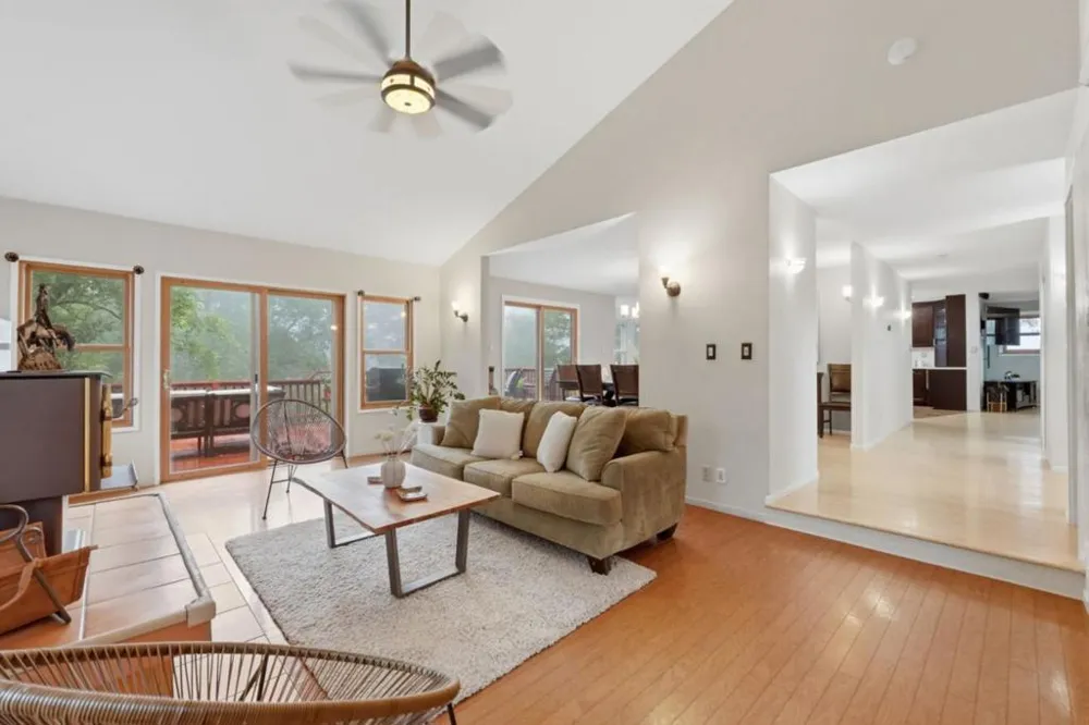 18453 Las Cumbres Road Los Gatos, CA 95033