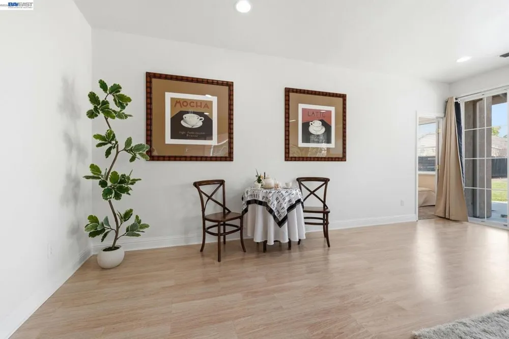 1339 Cherry Blossom Tracy, CA 95377
