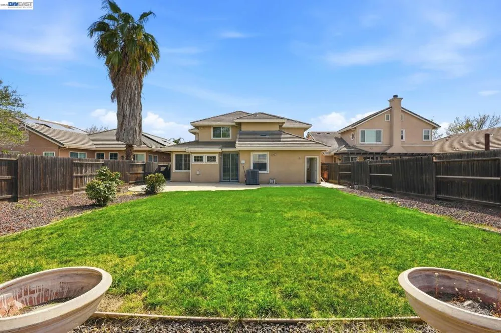1339 Cherry Blossom Tracy, CA 95377