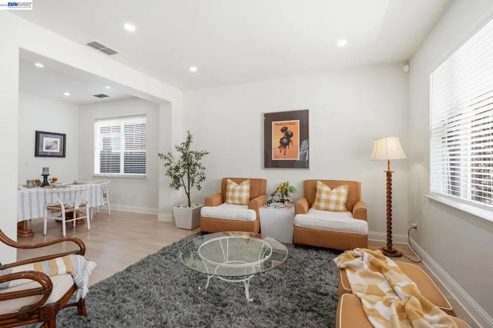 1339 Cherry Blossom Tracy, CA 95377