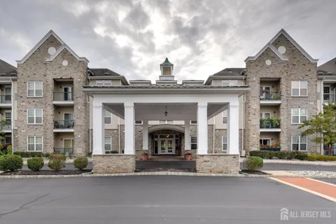 100 Middlesex Boulevard #211
