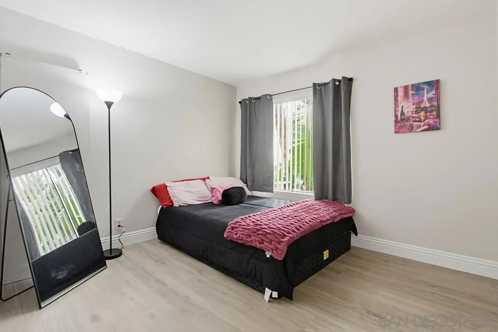 9418 Twin Trails Dr #102 San Diego, CA 92129