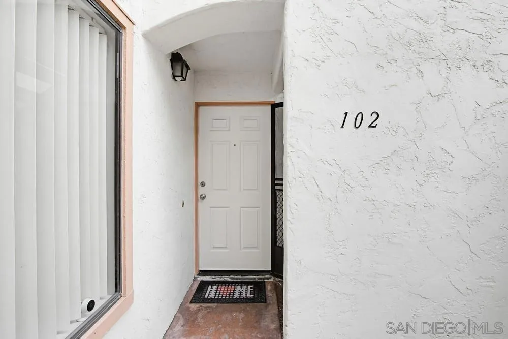 9418 Twin Trails Dr #102 San Diego, CA 92129