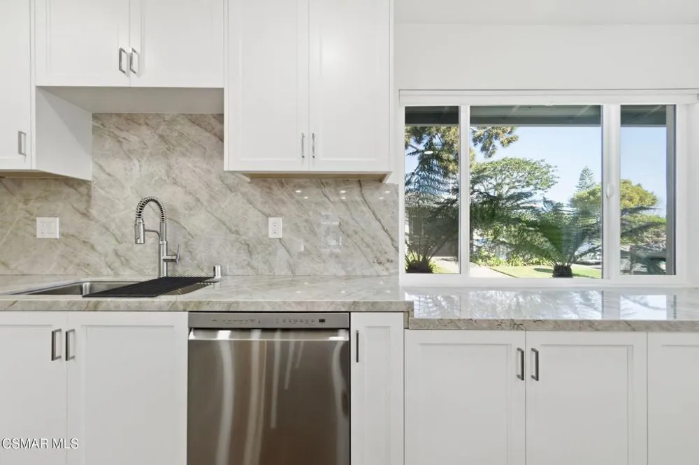 102 W Alta Port Hueneme, CA 93041