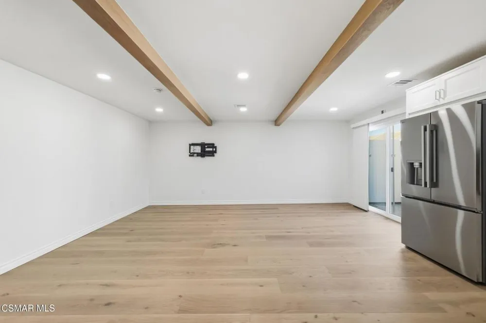 102 W Alta Port Hueneme, CA 93041