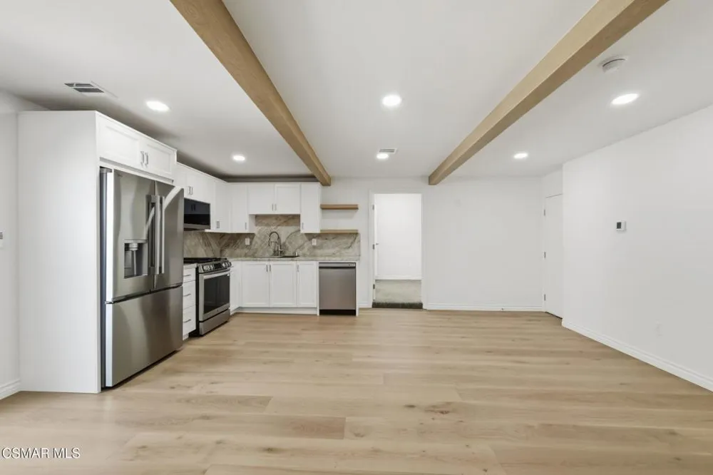 102 W Alta Port Hueneme, CA 93041
