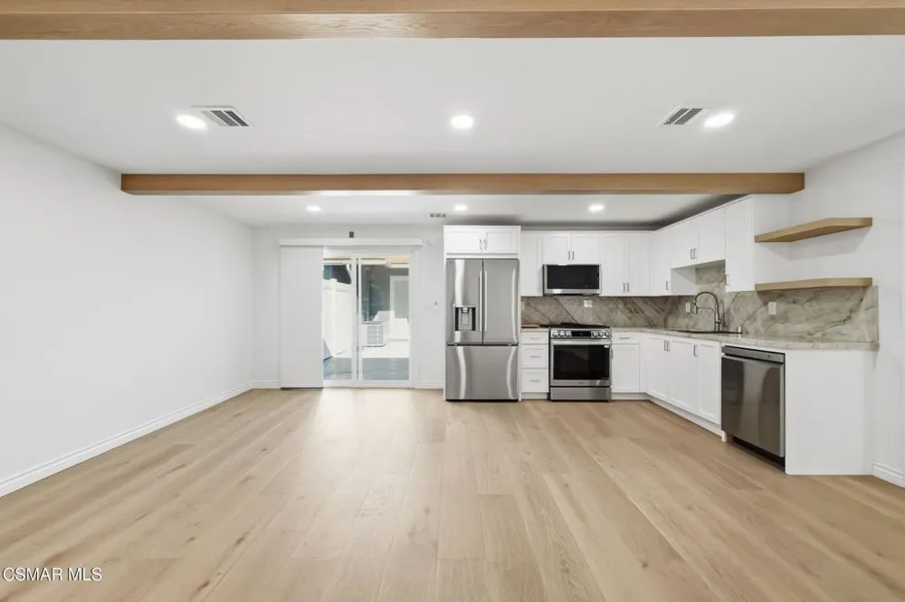 102 W Alta Port Hueneme, CA 93041