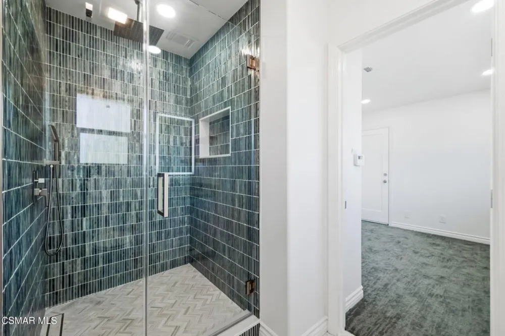 102 W Alta Port Hueneme, CA 93041