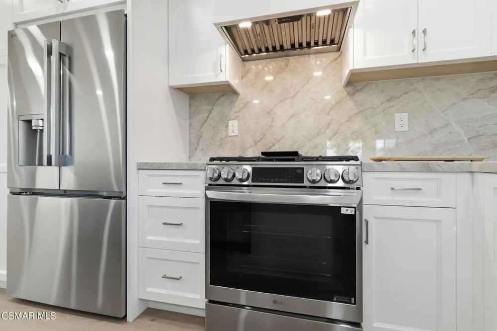 102 W Alta Port Hueneme, CA 93041