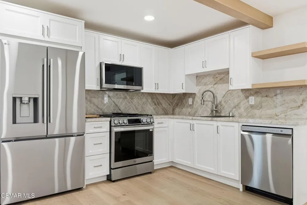 102 W Alta Port Hueneme, CA 93041