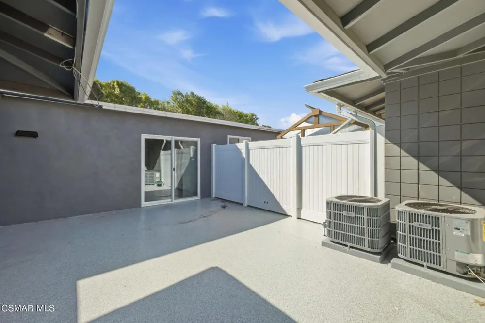 102 W Alta Port Hueneme, CA 93041