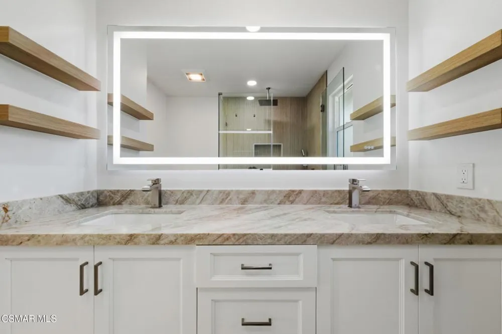102 W Alta Port Hueneme, CA 93041