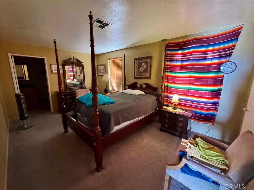 99 Zoe Lane Needles, CA 92363