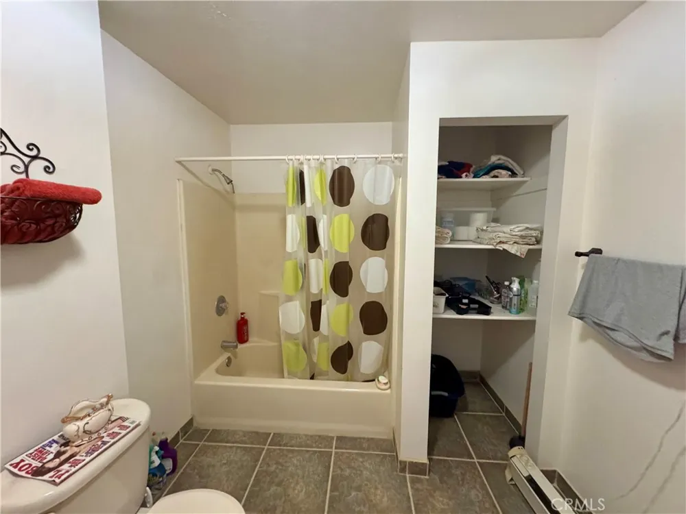 99 Zoe Lane Needles, CA 92363