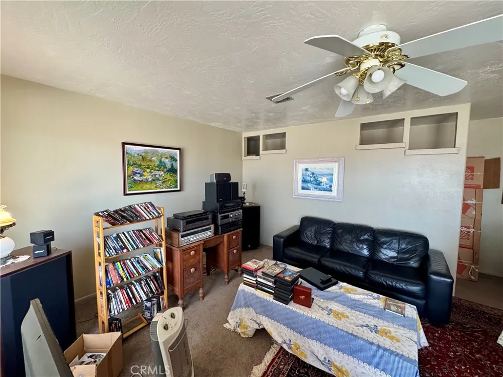 99 Zoe Lane Needles, CA 92363