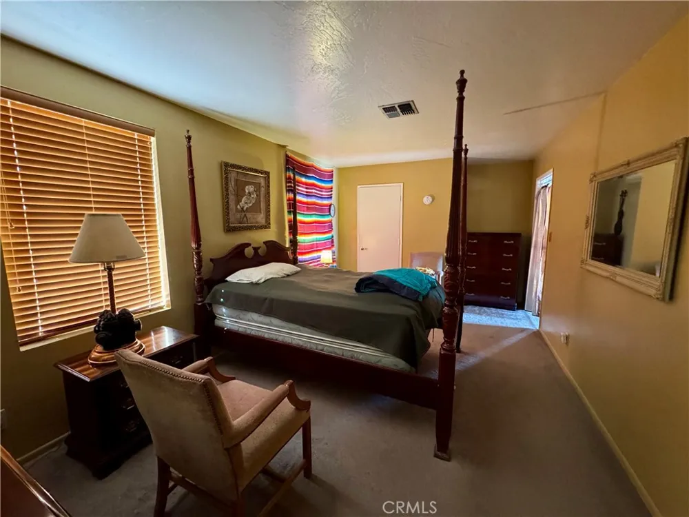 99 Zoe Lane Needles, CA 92363