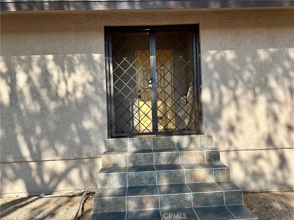 99 Zoe Lane Needles, CA 92363