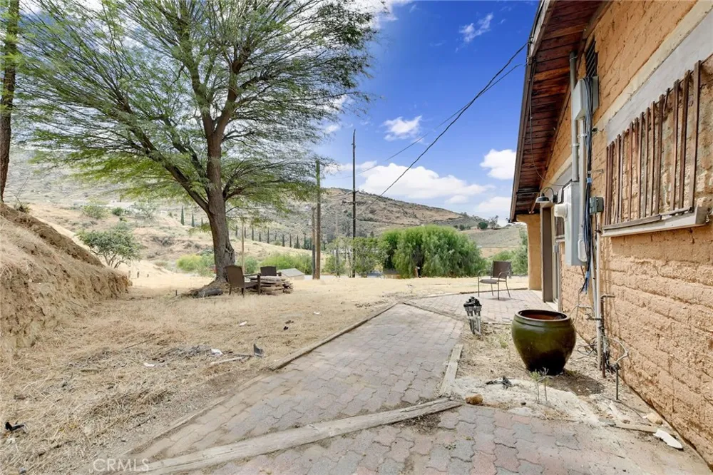 7530 Reche Canyon Colton, CA 92324