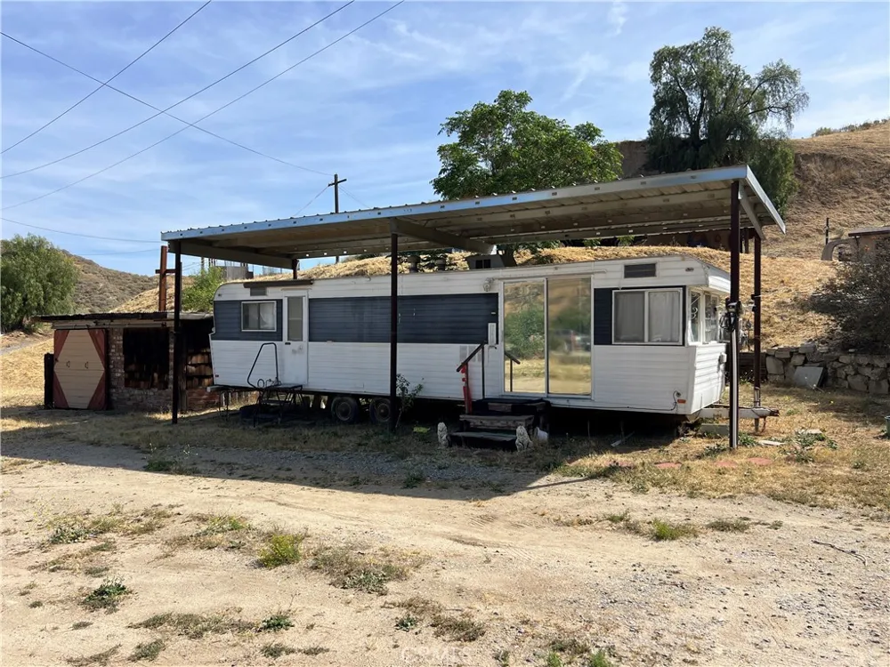 7530 Reche Canyon Colton, CA 92324