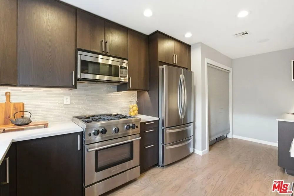 1013 16th Street #101 Santa Monica, CA 90403