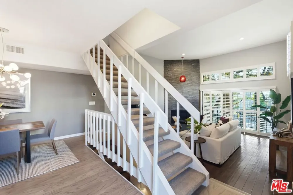 1013 16th Street #101 Santa Monica, CA 90403