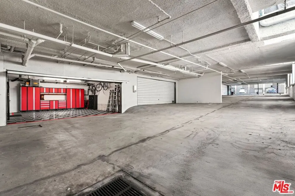 1013 16th Street #101 Santa Monica, CA 90403