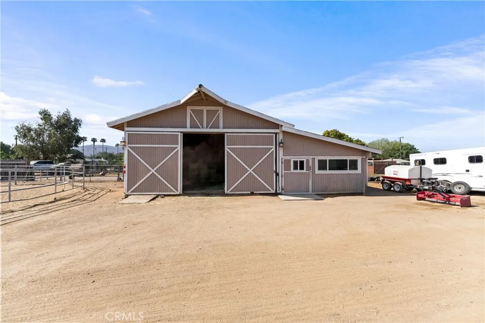 4072 Corona Avenue Norco, CA 92860
