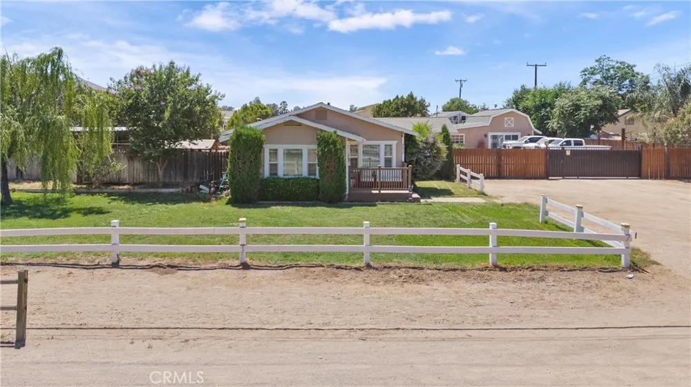 4072 Corona Avenue Norco, CA 92860