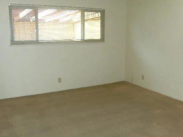 1253 Los Olivos Drive #5 Salinas, CA 93901