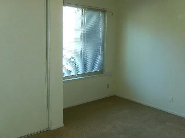 1253 Los Olivos Drive #5 Salinas, CA 93901