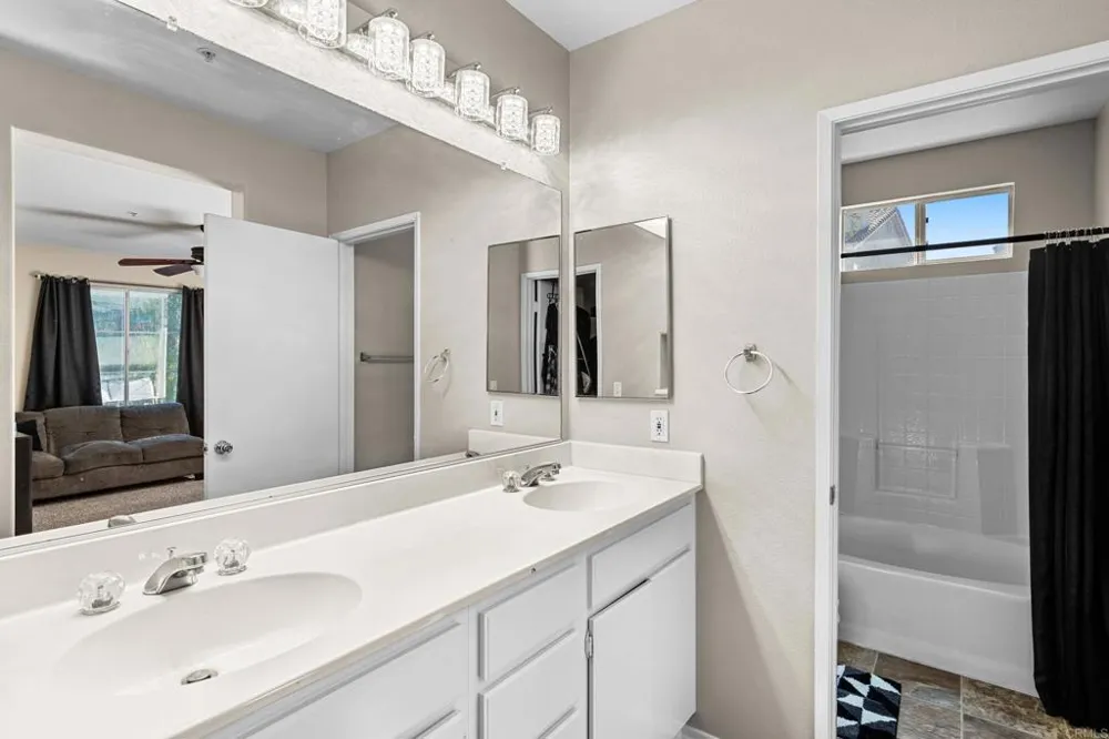 39891 Millbrook Way #C Murrieta, CA 92563