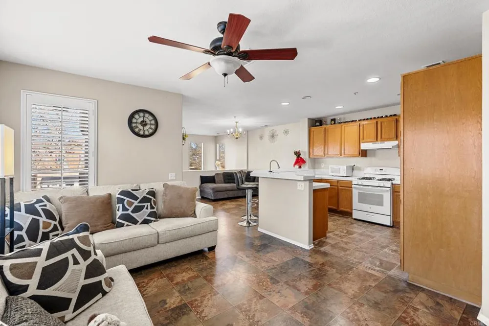 39891 Millbrook Way #C Murrieta, CA 92563