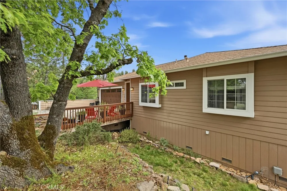 14000 Nelson Lane Cobb, CA 95426