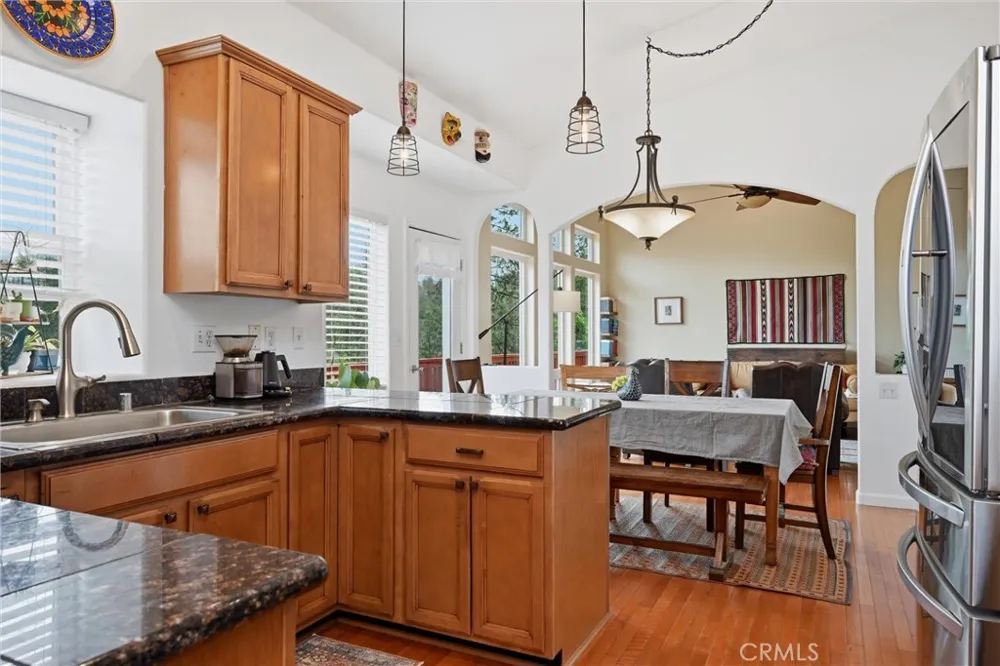 14000 Nelson Lane Cobb, CA 95426