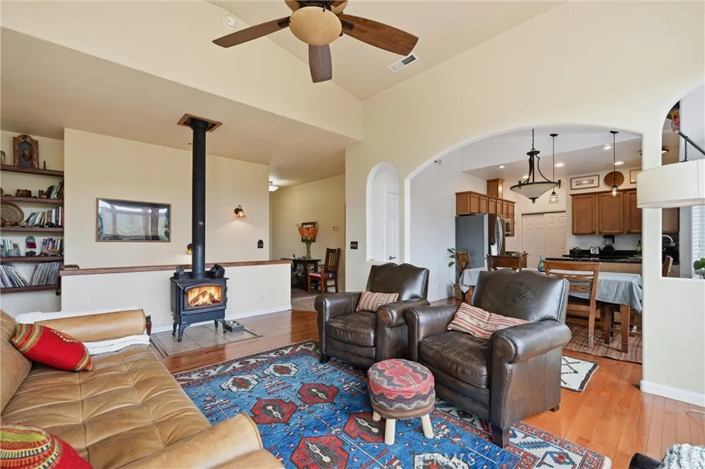 14000 Nelson Lane Cobb, CA 95426