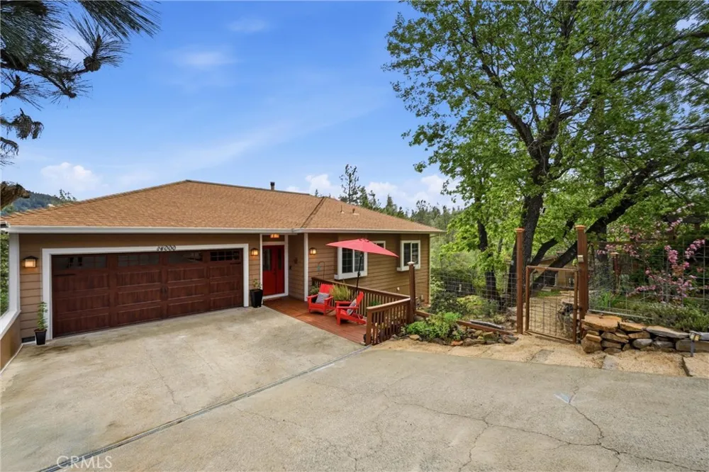 14000 Nelson Lane Cobb, CA 95426
