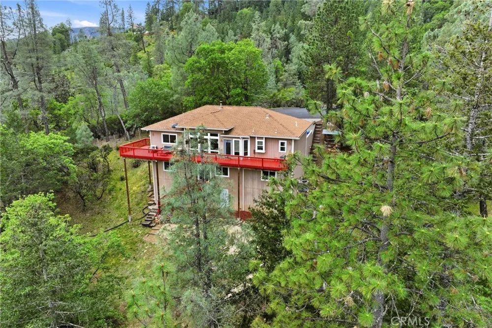 14000 Nelson Lane Cobb, CA 95426