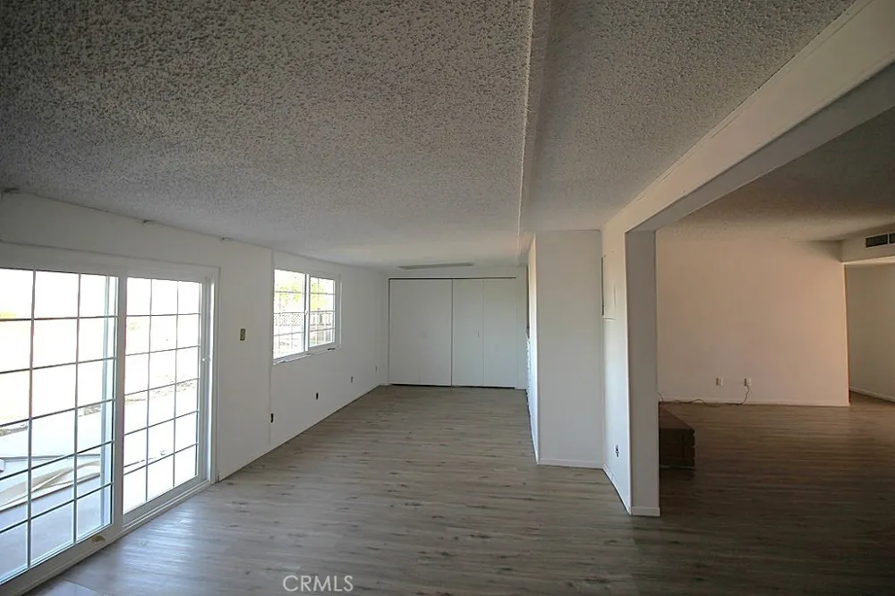 1105 Bigger Barstow, CA 92311