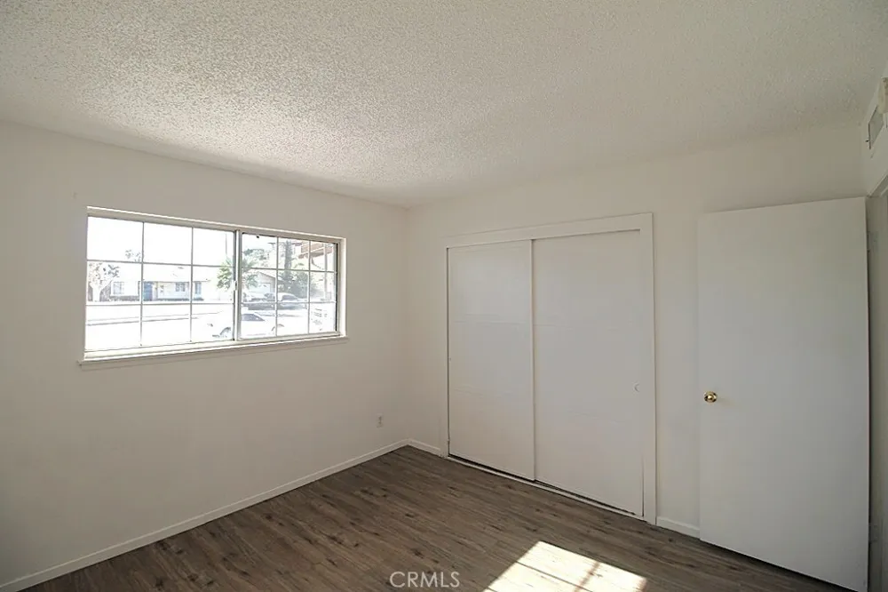 1105 Bigger Barstow, CA 92311