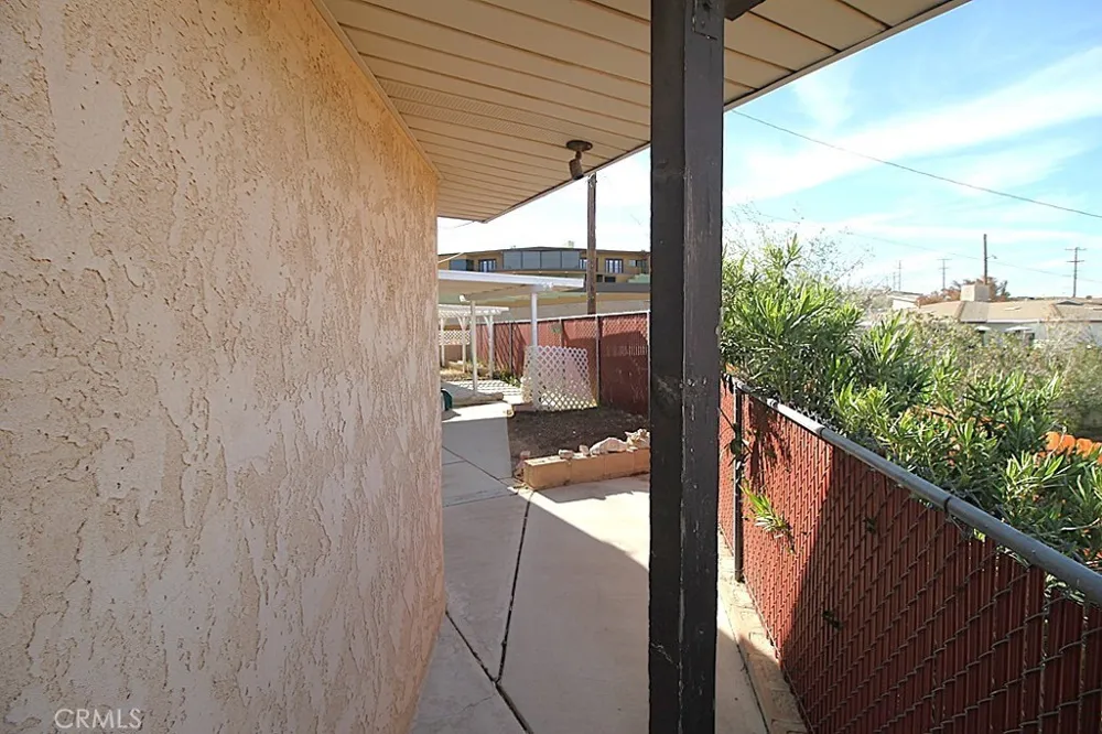 1105 Bigger Barstow, CA 92311