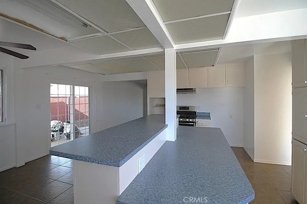 1105 Bigger Barstow, CA 92311