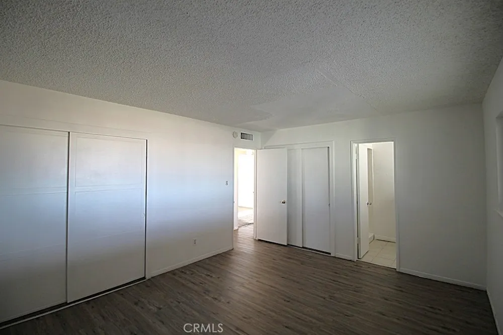1105 Bigger Barstow, CA 92311